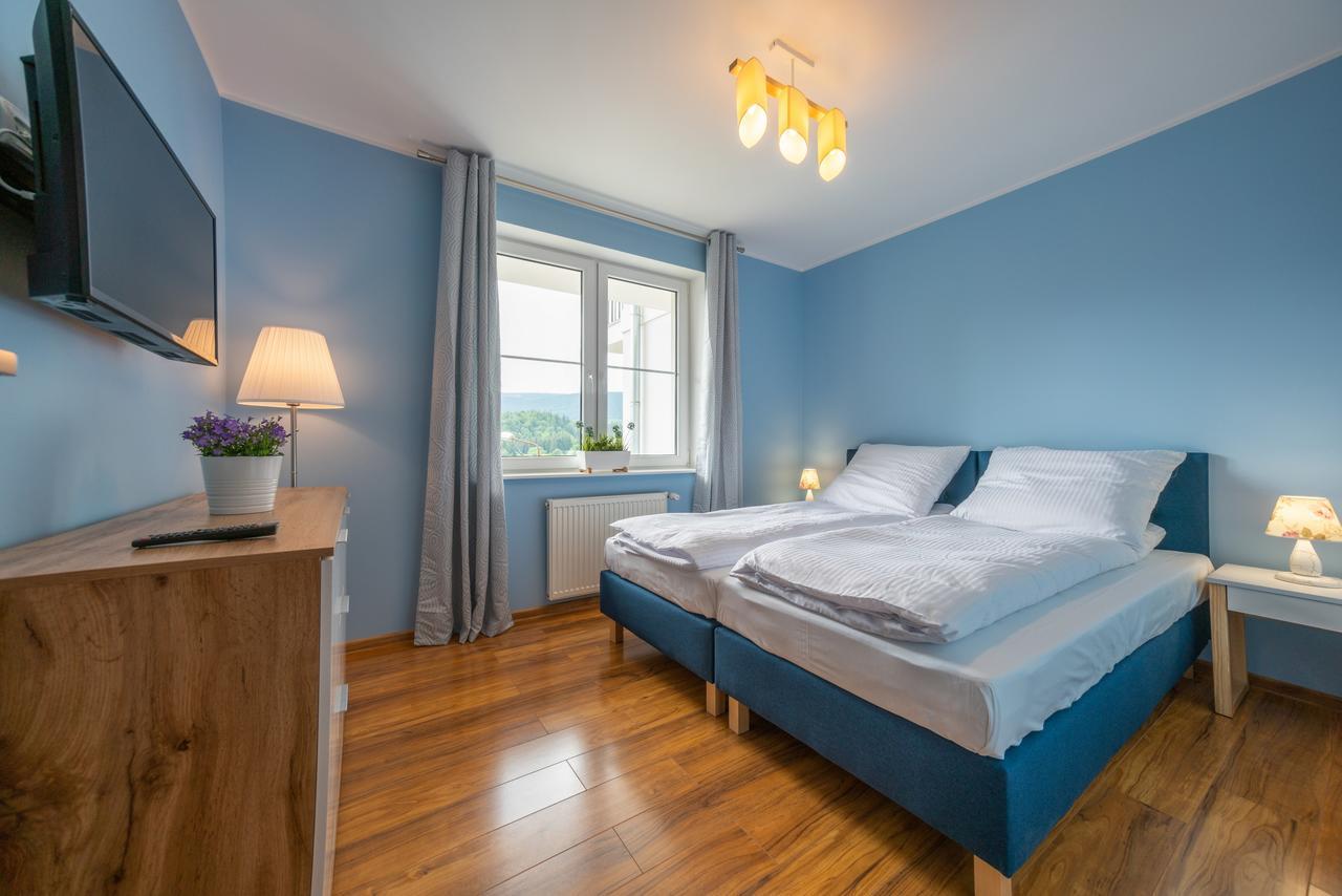 Rentplanet- Apartamenty Poezja - Dworcowa ชกลาร์สกา ปอเรมบา ภายนอก รูปภาพ